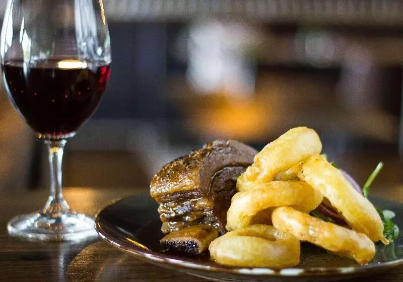 Отель Mercure Launceston