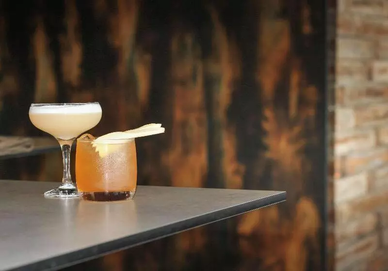 Отель Mercure Launceston