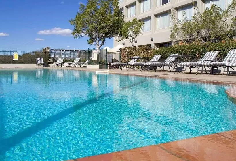 호텔 Mercure Sydney Parramatta