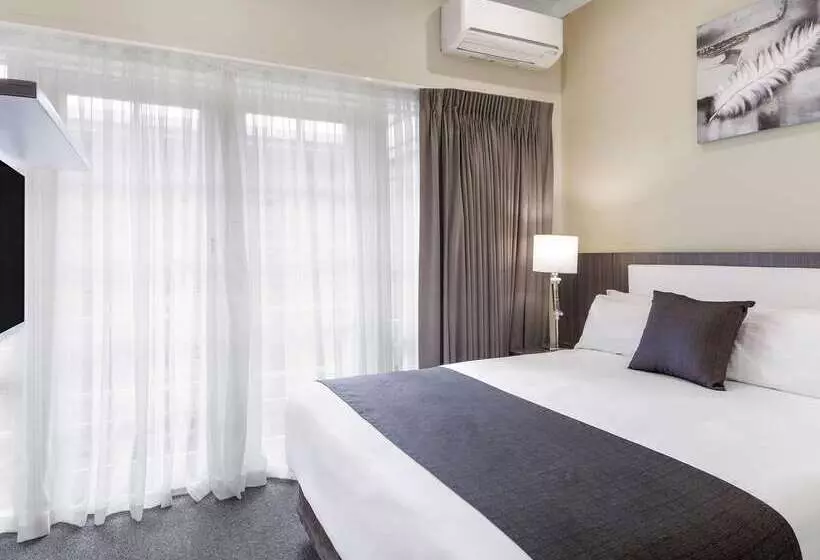 Quality Hotel Melbourne Airport