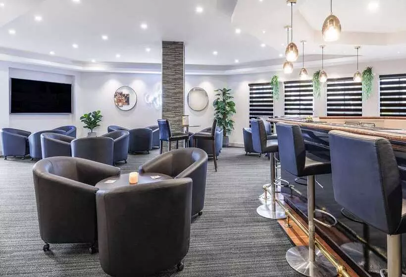 Quality Hotel Melbourne Airport