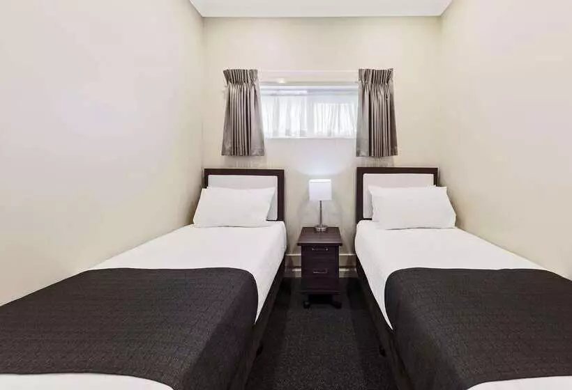 Quality Hotel Melbourne Airport