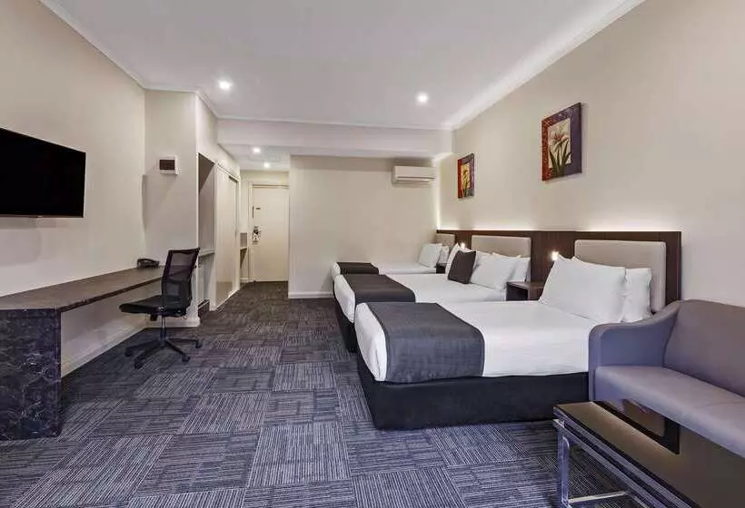 Quality Hotel Melbourne Airport