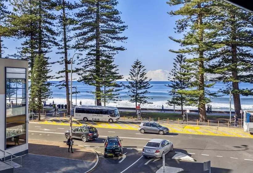 Manly Paradise Motel & Apartments