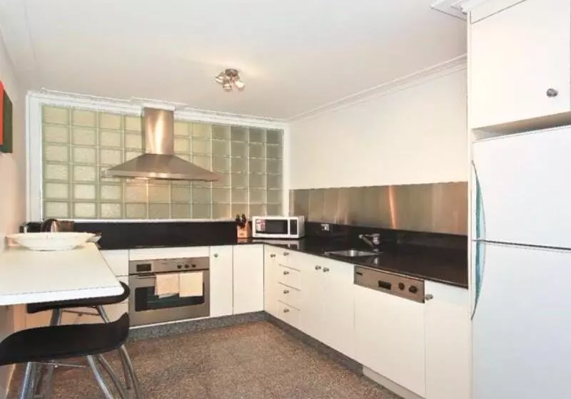 Manly Paradise Motel & Apartments