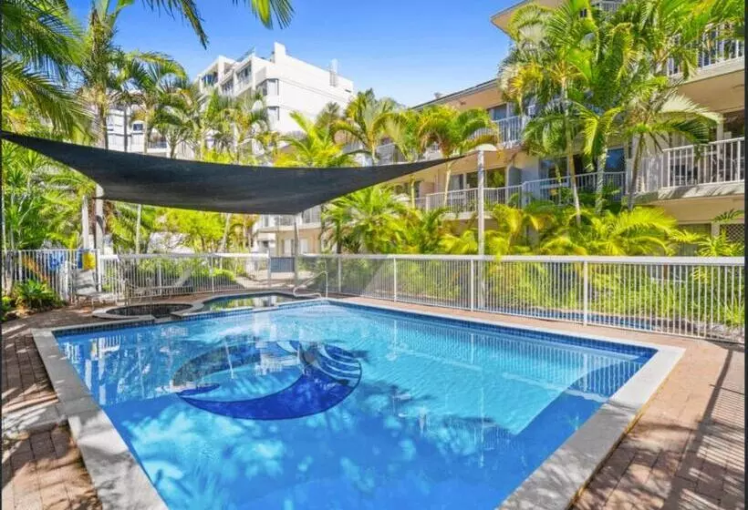 渡假胜地  Outrigger Burleigh