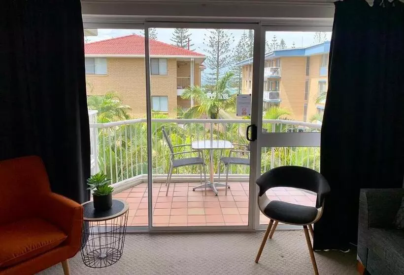 渡假胜地  Outrigger Burleigh