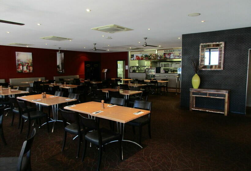 Queens Hotel & Motel