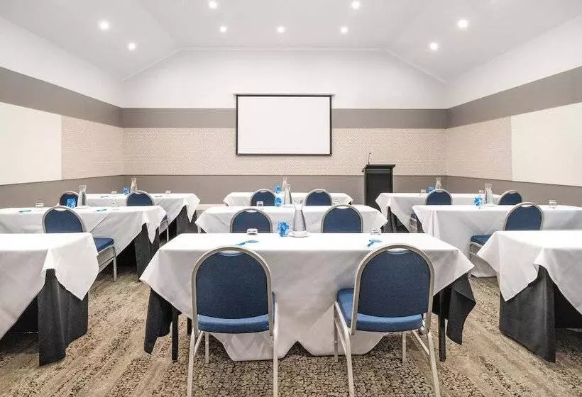 אתר נופש Mantra Lorne