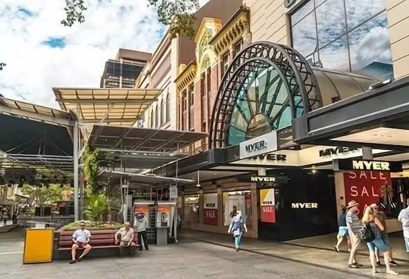 The Astor Apartments