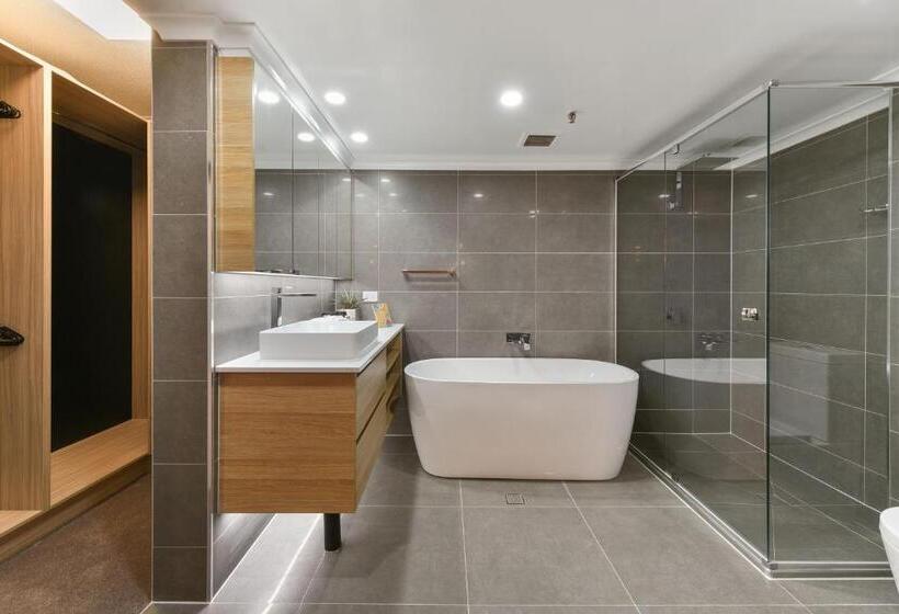 Ultiqa Beach Haven On Broadbeach