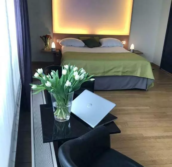 Hotel 322 Lambermont