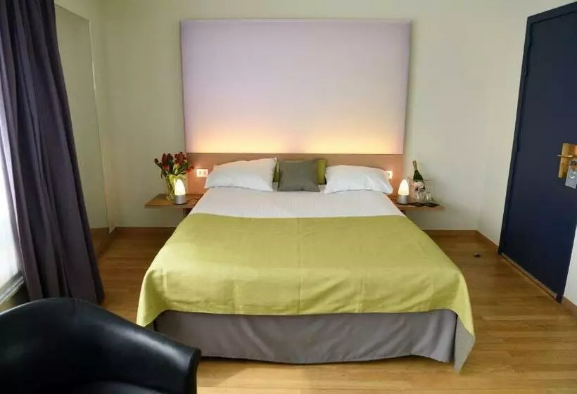 Hotel 322 Lambermont