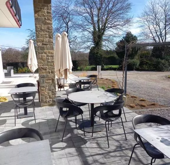 Отель La Heid Des Pairs