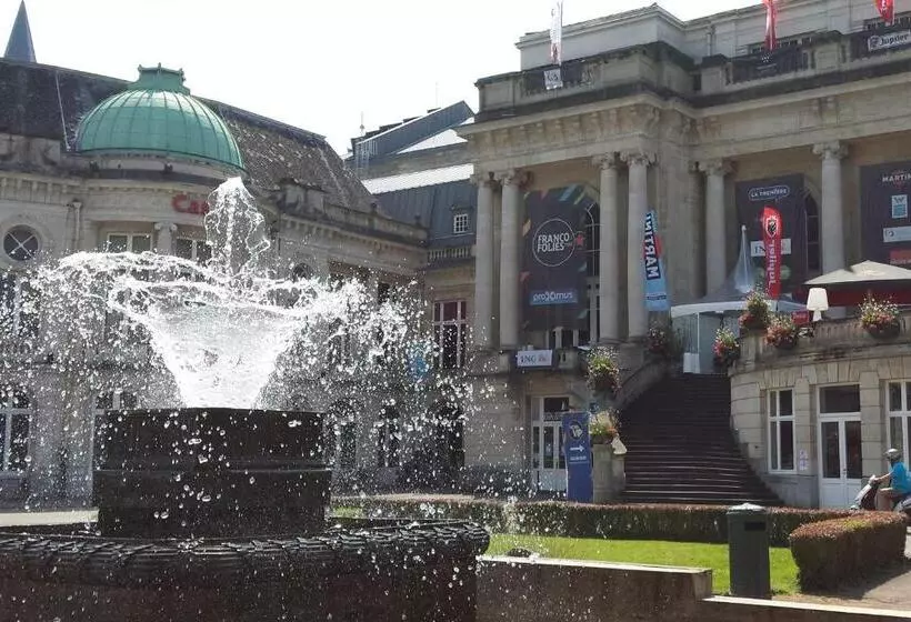 Отель La Heid Des Pairs