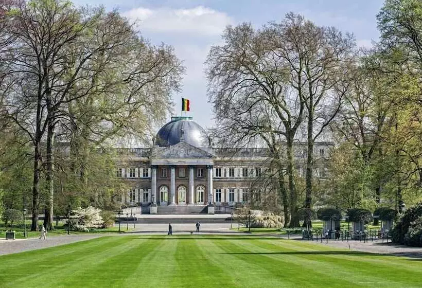 هتل Manos Premier