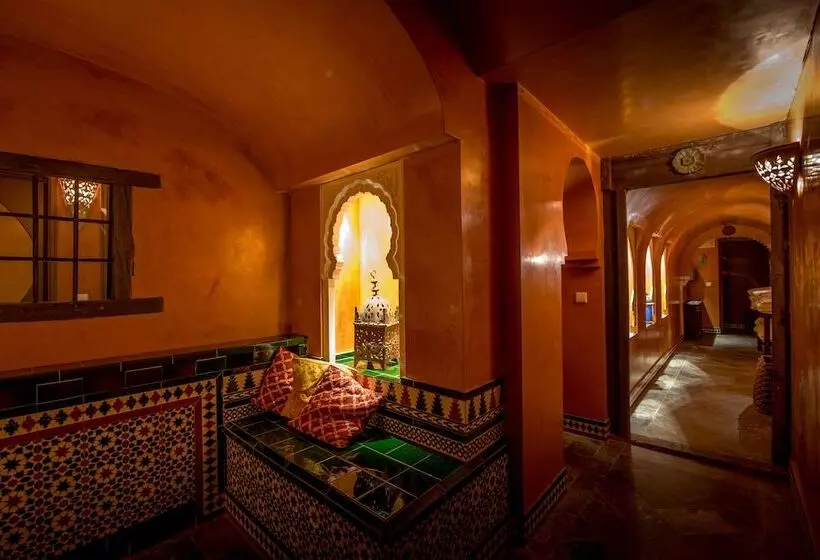 هتل Manos Premier