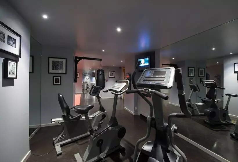 هتل Manos Premier