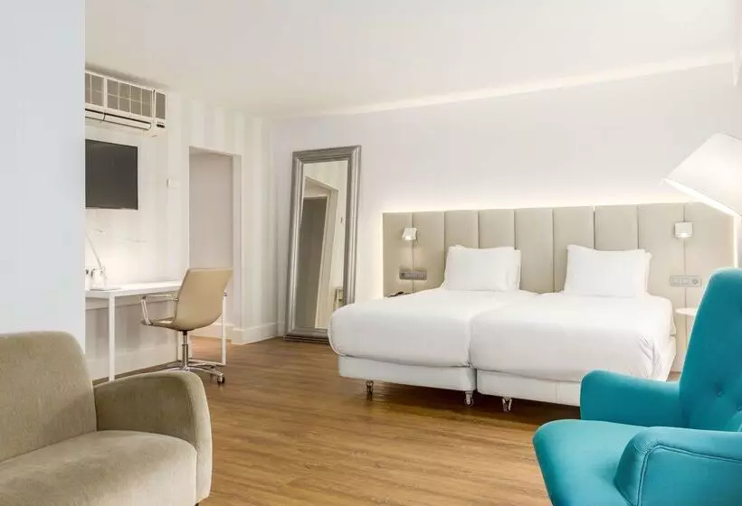 هتل NH Brussels Grand Place Arenberg