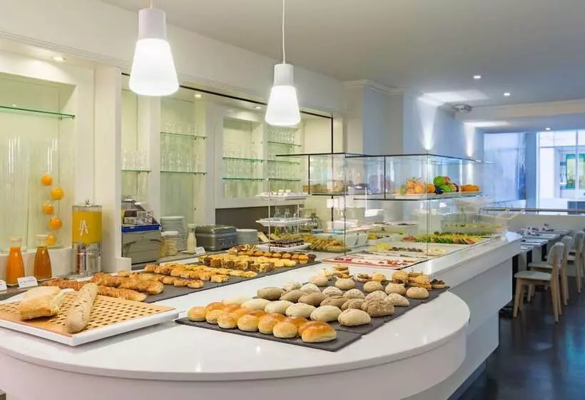 هتل NH Brussels Grand Place Arenberg