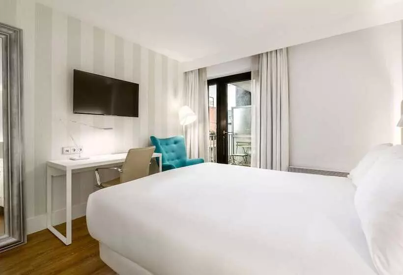 هتل NH Brussels Grand Place Arenberg