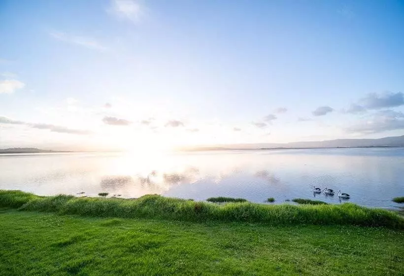 Курорт Lakeside Inn Illawarra