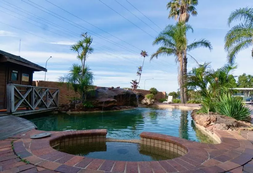 Курорт Lakeside Inn Illawarra