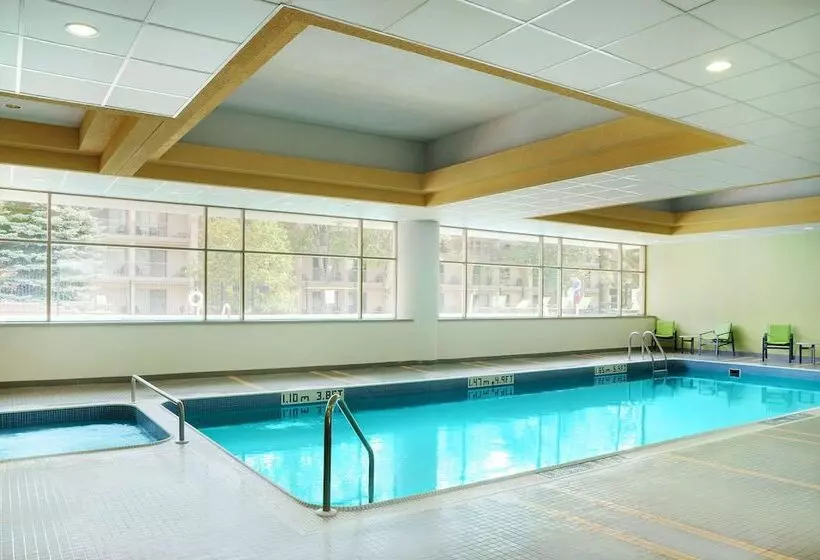 Allure Hotel & Conference Centre, Ascend Hotel Collection