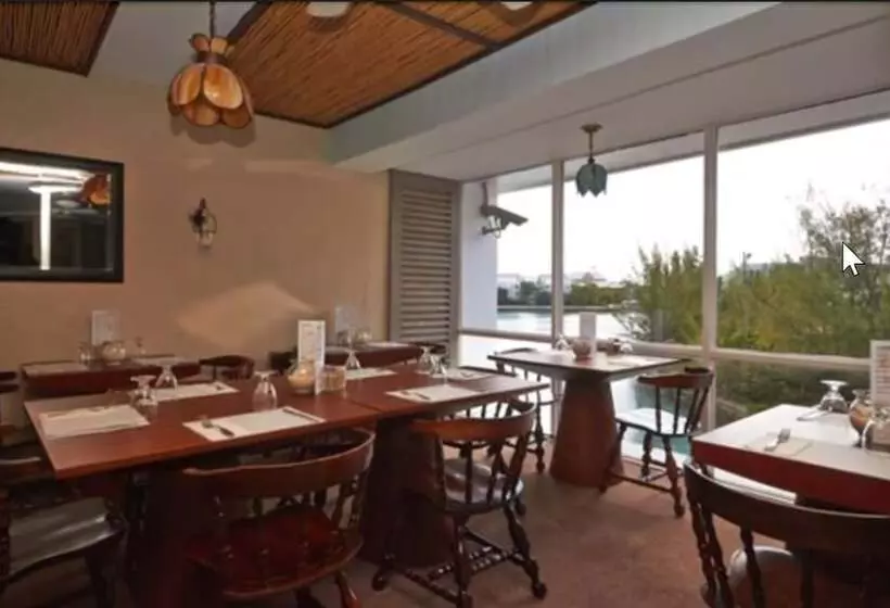 هتل Bell Channel Inn