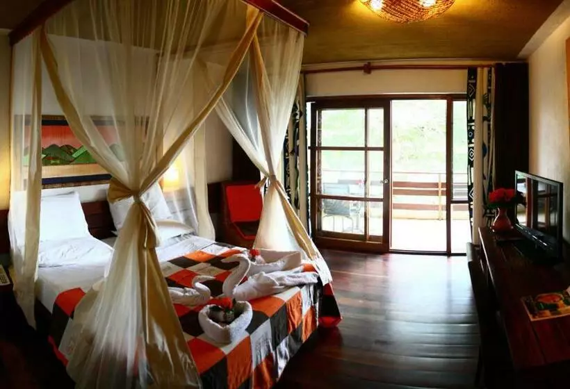 هتل Club Du Lac Tanganyika