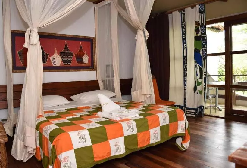 هتل Club Du Lac Tanganyika