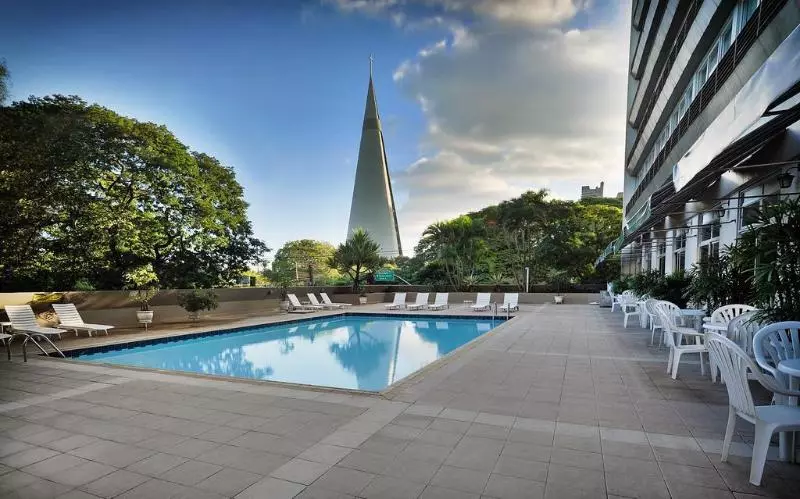 هتل Deville Business Maringa