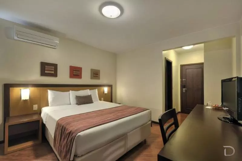 هتل Deville Business Maringa