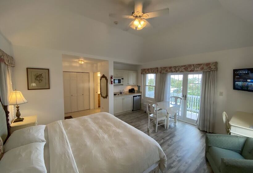 هتل Edgehill Manor Guest House