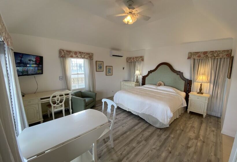 هتل Edgehill Manor Guest House