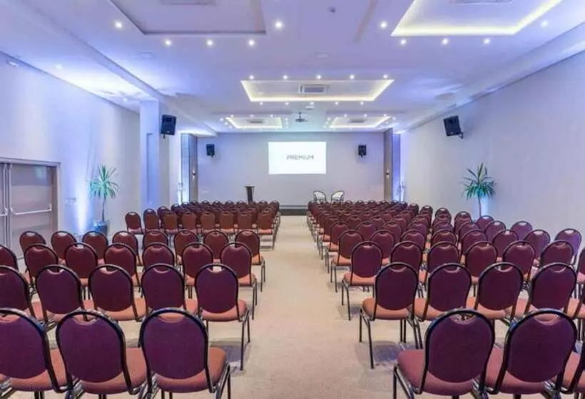 هتل Premium Campinas