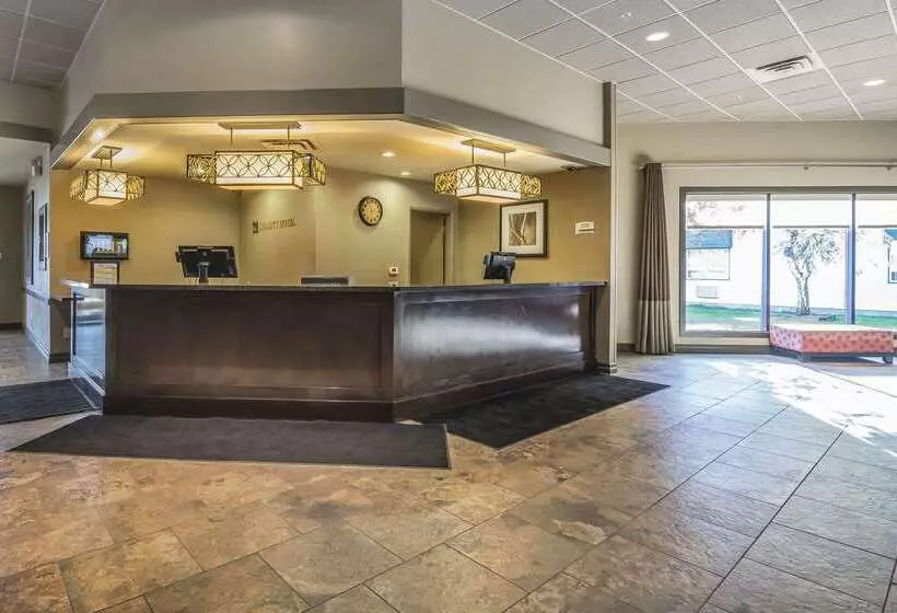 Quality Hotel & Conference Centre