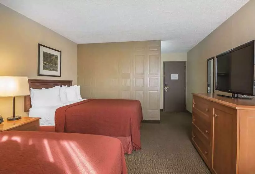 Quality Hotel & Conference Centre