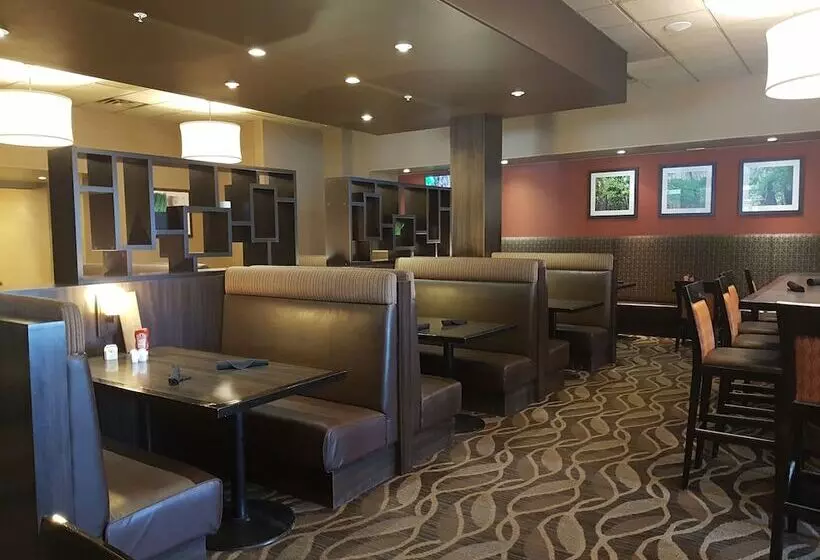 Quality Hotel & Conference Centre