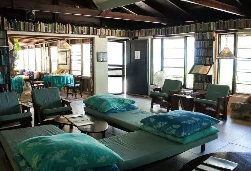 هتل Small Hope Bay Lodge