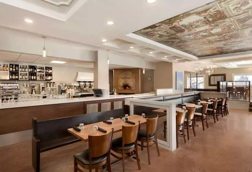 酒店 Travelodge By Wyndham Edmonton South