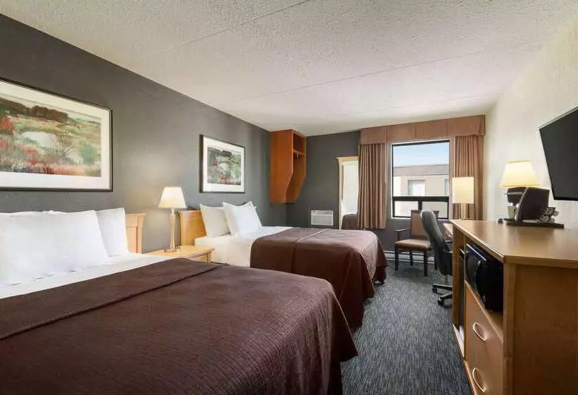 酒店 Travelodge By Wyndham Edmonton West