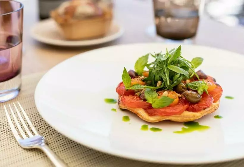 ホテル Bellevue Palace Bern