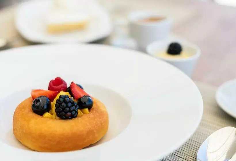 ホテル Bellevue Palace Bern