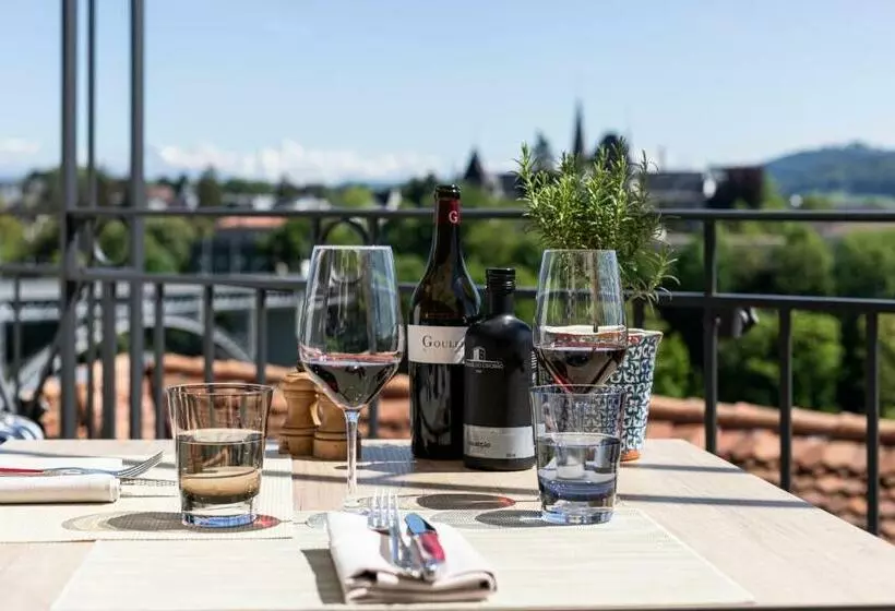 ホテル Bellevue Palace Bern