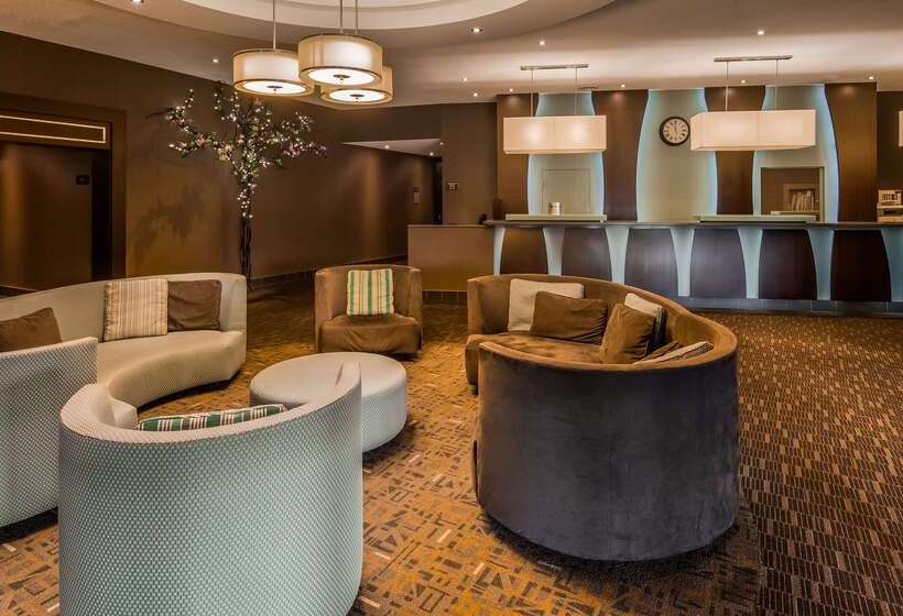 فندق Best Western Plus Guildwood Inn