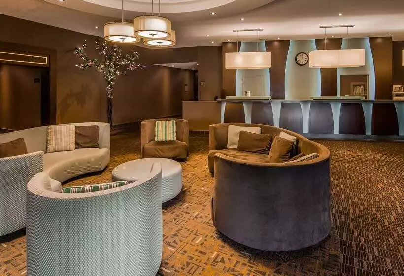 호텔 Best Western Plus Guildwood Inn