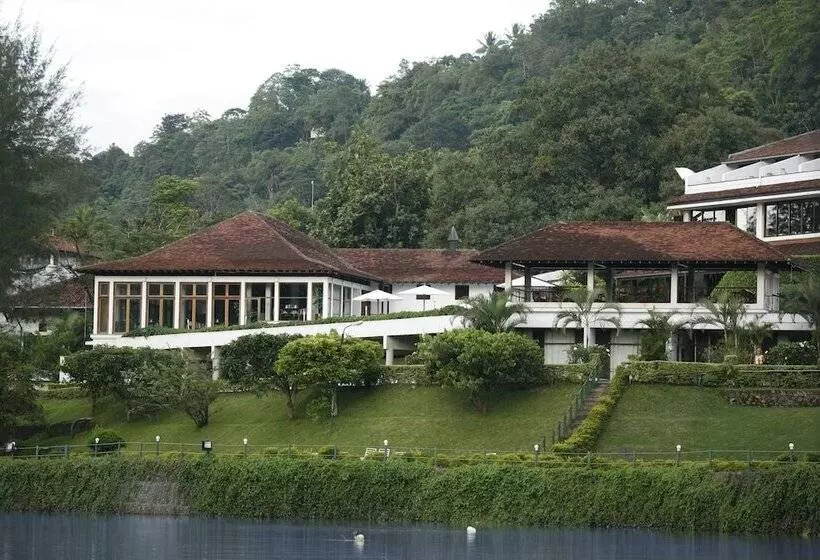 Hotel Cinnamon Citadel Kandy