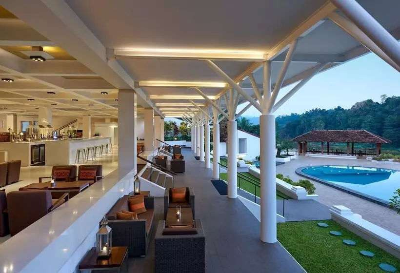 Hotel Cinnamon Citadel Kandy