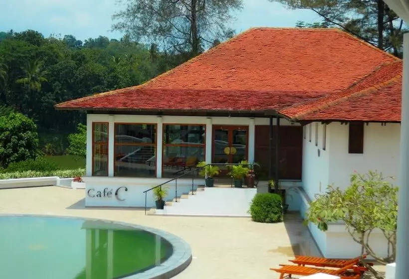 Hotel Cinnamon Citadel Kandy